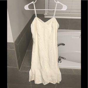NWT Size S white dress perfect for wedding events!